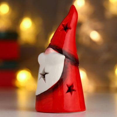 Сувенир керамика свет "Дедушка Мороз, красный кафтан и колпак, звёздочки" 12,5х5,5х5,5 см