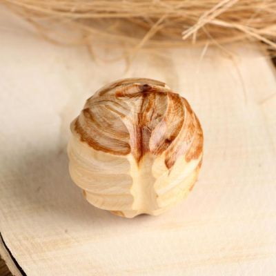 Массажер «Шар», резной, можжевельник