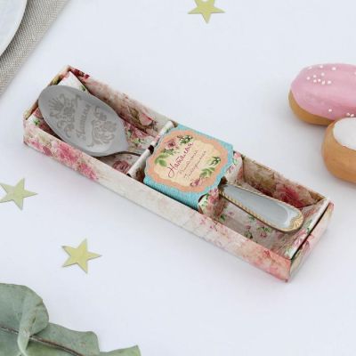 Ложка с гравировкой чайная "Наталья" в подарочной коробке