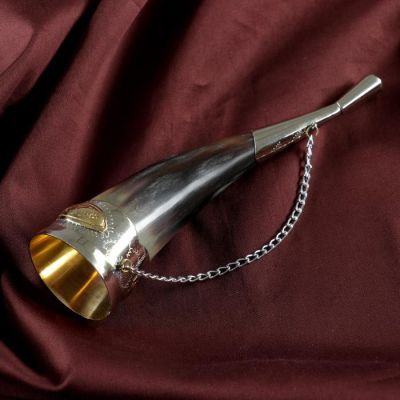 Набор подарочный "Кавказ 2" шашка + 2 рога, мельхиор, деревянные ножны обтянутые кожей