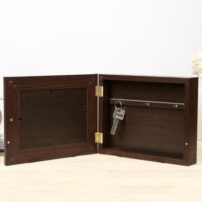 Ключница "Цветы" венге 19х24 см