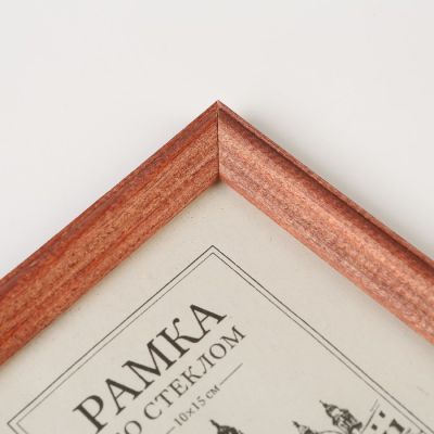 Фоторамка 10х15 см сосна, №1 Красное дерево, 17 мм