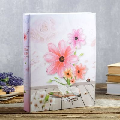 Фотоальбом на 200 фото 13х18 см "Нежный букет" в коробке, с сер.обводкой МИКС 30х23,5х5,5 см