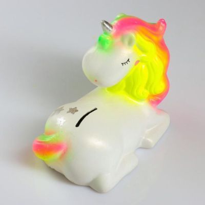 Копилка "Единорог лежит №2" радужный 13см