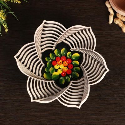 Сухарница  "Ягоды", шестиконечная, d=20 см