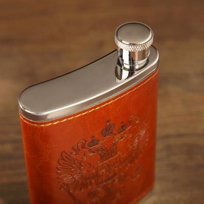 Фляжка 120 мл "Герб России", коричневая, 7 х 2 х 10.5 см