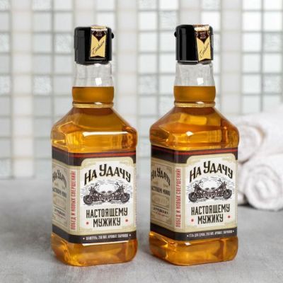 Подарочный набор "Настоящий мужик" гель для душа, шампунь виски, мыло, мочалка