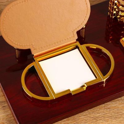 Набор настольный 4в1 (блок д/бумаг, подаст. д/печати, карандашница с часами, визитница)