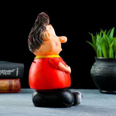 Копилка "Футболист" 21х11см