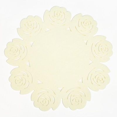 Салфетка декоративная Доляна"Цветы" цвет бежевый, d 30 см, 100% п/э, фетр