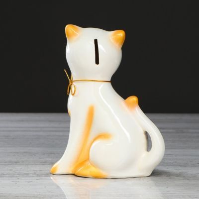 Копилка "Василиса", глянец, бело-золотая, 20 см