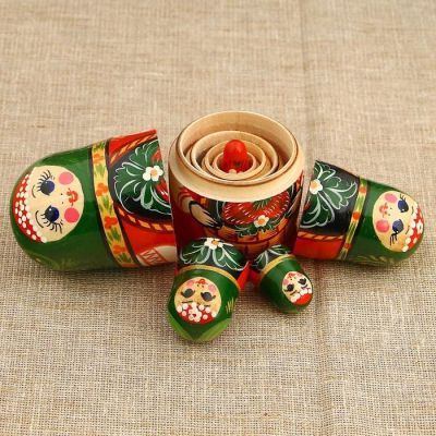 Матрёшка «Земляничка в корзинке», зелёный платок, 5 кукольная, 10 см, ручная работа