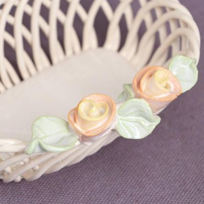 Конфетница "Малышка", белая, цветная лепка, плетение, 6 см, микс