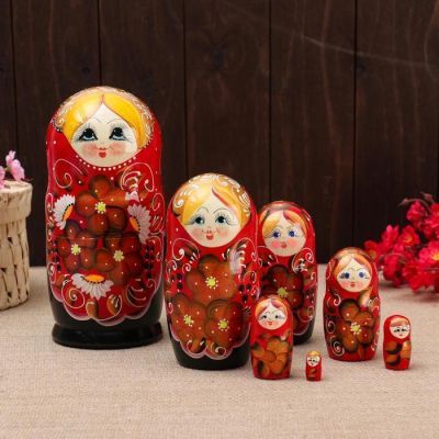 Матрёшка 7-ми кукольная "Тома"  , 23-25см, ручная роспись.