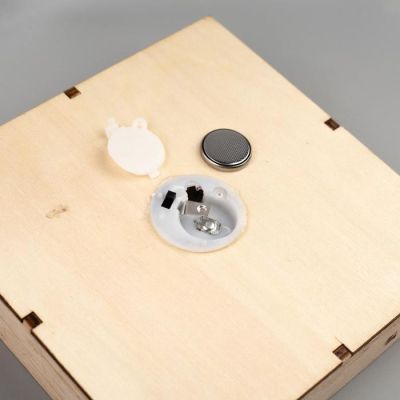 Светодиодная фигура «Счастливые каникулы» 15 × 15 × 4 см, дерево, батарейки CR2032х2, свечение тёплое белое