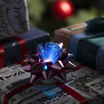 Светодиодная игрушка «Бант-звезда» 9 × 6 × 9 см, батарейки LR44х3, свечение мульти, розовая