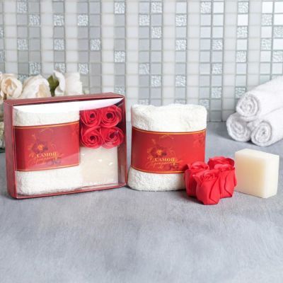 Набор «Самой прекрасной» мыльные лепестки, мыло, полотенце