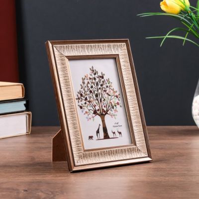 Фоторамка пластик 10х15 см "Жатая бумага" песочная с золотым обрамлением 19х14 см