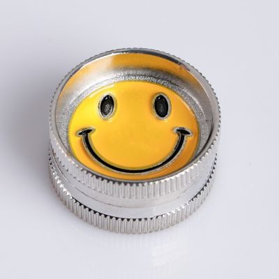 Набор "Улыбка": трубка оригинальная и измельчитель для табака