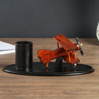 Сувенир дерево подставка под ручки "Самолёт" 14х12х26 см