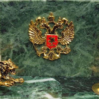 Набор настольный "Герб с тигром", змеевик