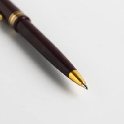 Паспортная обложка и ручка «Тот кто может все»