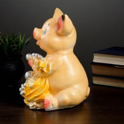 Копилка "Поросенок большой с мешком" 24см  МИКС