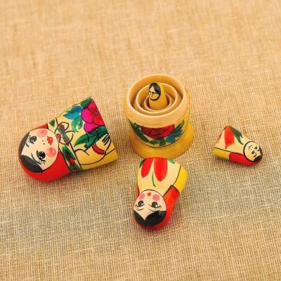 Матрёшка «Семёновская», красный платок, 4 кукольная, 9 см