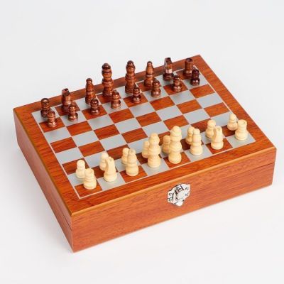 Подарочный набор 6 в 1: фляжка 8 oz, рюмка, воронка, кубики 5 шт, карты, шахматы