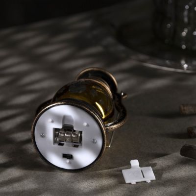 Светодиодная фигура «Фонарь со снеговиком» 8 × 12 × 6 см, пластик, батарейки AG13х3, свечение тёплое белое