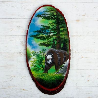 Панно на спиле "Лето. Медведь", 57-62 см, каменная крошка, вертикальное