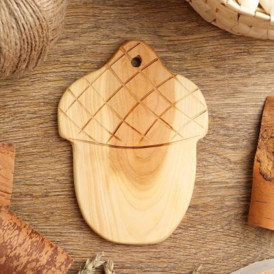 Доска "Желудь" 18 см, можжевельник