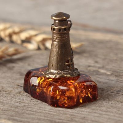 Сувенир из латуни и янтаря "Маяк"