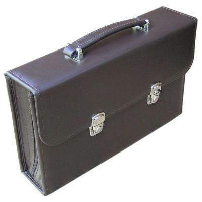 Набор «Автомобильный» в сумке-кейсе из натуральной кожи (4 персоны)