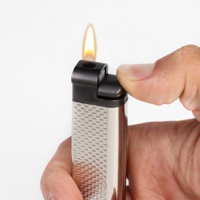 Портсигар с газовой зажигалкой "Патрон", 9 х 11 см (металлический)  