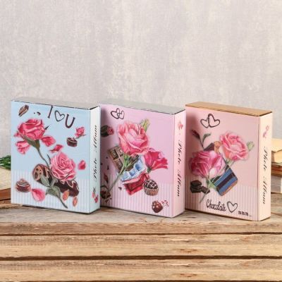 Фотоальбом на 80 фото 10х15 см "Розы и шоколад" в коробке, блёстки МИКС 23х19х5 см