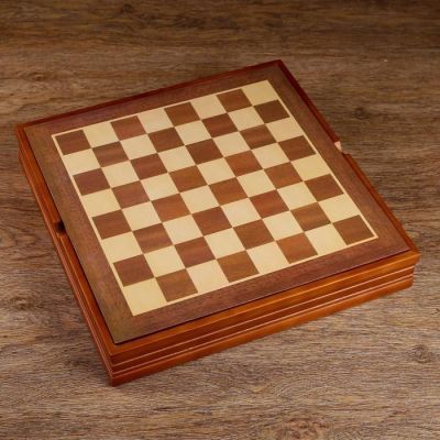 Шахматы сувенирные "Битва за Египет" (доска 36х36х6 см,  h=8 см, h=6 см)