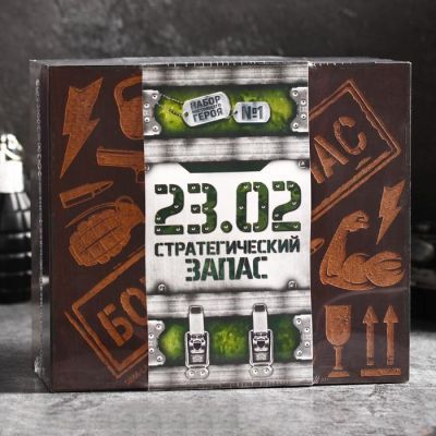 Подарочный набор «Стратегический»: чай 50 г, гренки 100 г, арахис 100 г, носки р-р 43