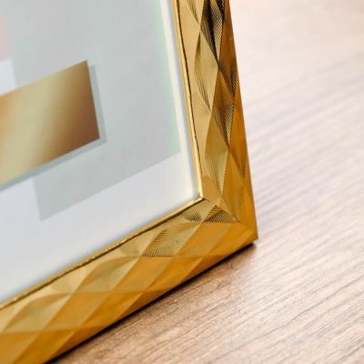 Фоторамка пластик 20х25 см "3D ромбы на золоте" 29х24х1 см
