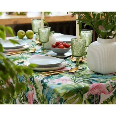 Скатерть Доляна Tropical garden 150*220 +/- 2 см, 100% п/э