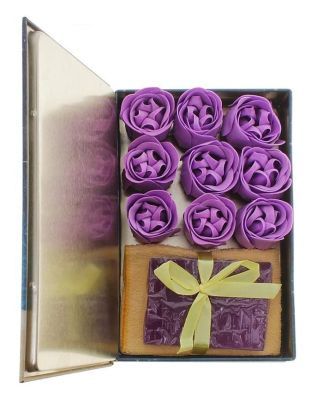 Книга - шкатулка с мыльными лепестками "Загадай желание" (мыльные лепестки 9 шт + полотенце + мыло)