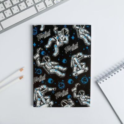 Ежедневник в тонкой обложке "ПЕРВЫЙ ВО ВСЁМ" А5, 80 листов