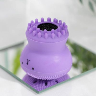 Щёточка для лица на подставке Stay beautiful, 7,2 х 5,5 см