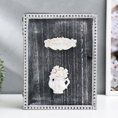 Ключница дерево 6 крючков "Розы в чайничке" серая 26х20х6,3 см