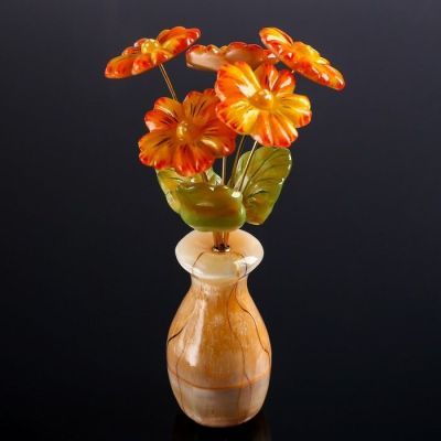 Сувенир «Ваза цветов», герберы, 5 цветков, 11×22 см, селенит