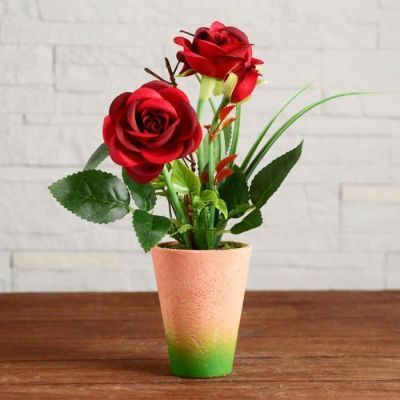 Композиция в горшочке "Розы" 8х27 см, микс