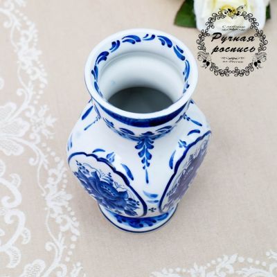 Ваза , гжель, фарфор, автор Окулова h=20 см