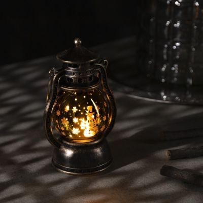 Светодиодная фигура «Фонарь со снеговиком» 8 × 12 × 6 см, пластик, батарейки AG13х3, свечение тёплое белое