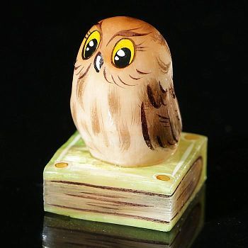 Сувенир «Совенок на книге», 3,5×5 см, селенит