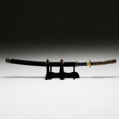 Сувенирное изделие Катана на подставке, бронзовая отделка